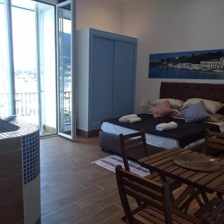 Casa Vacanze Riva Destra Ischia Zewnętrze zdjęcie