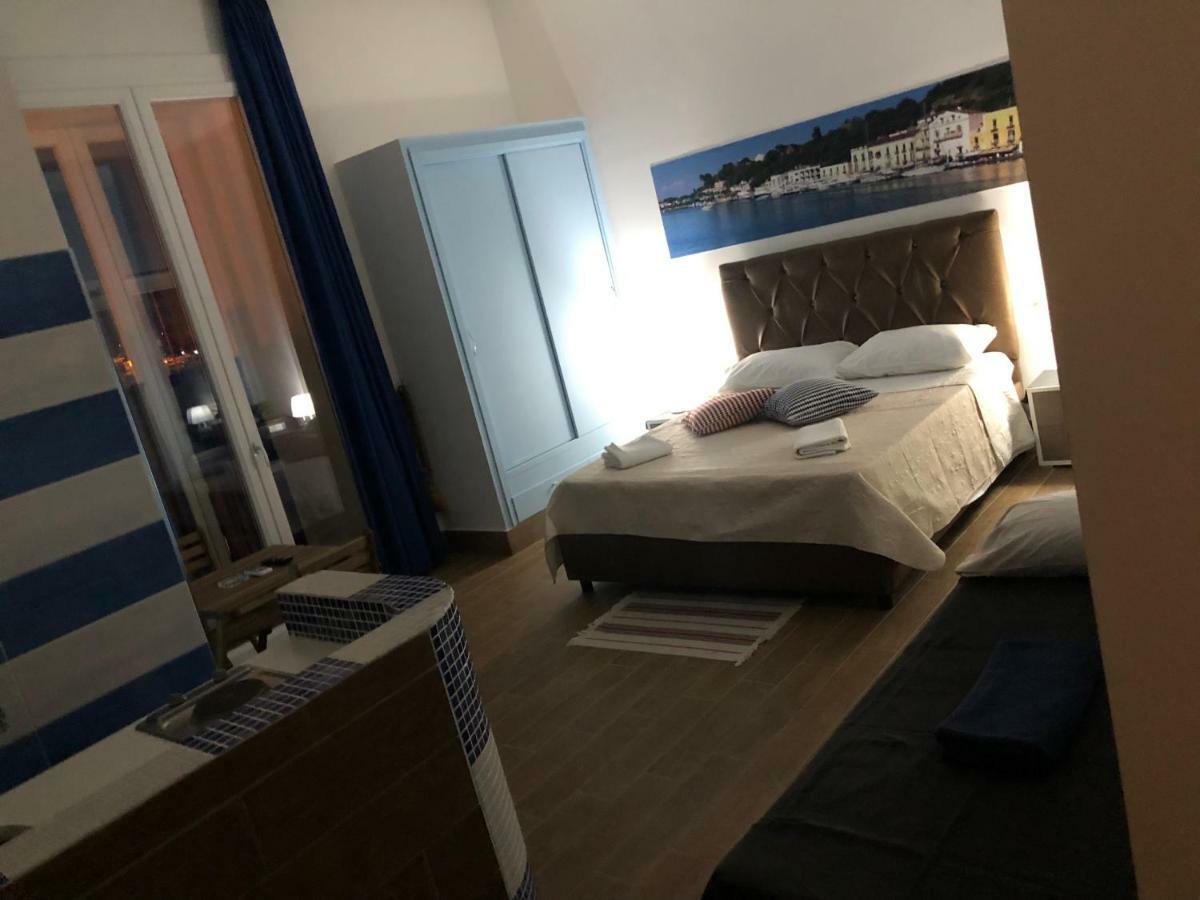 Casa Vacanze Riva Destra Ischia Zewnętrze zdjęcie